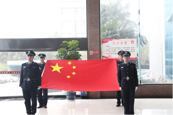 孝感中院举行员额法官宪法宣誓仪式489.png 孝感中院举行员额法官宪法宣誓仪式489.png