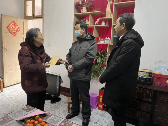 情系老干部 慰问暖人心——孝感中院春节前走访慰问退休老干部124.png 情系老干部 慰问暖人心——孝感中院春节前走访慰问退休老干部124.png
