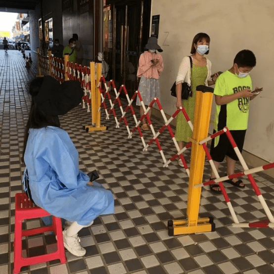 不惧困难 方有曙光——记孝感中院苏旮旯社区疫情防控突击队960.png