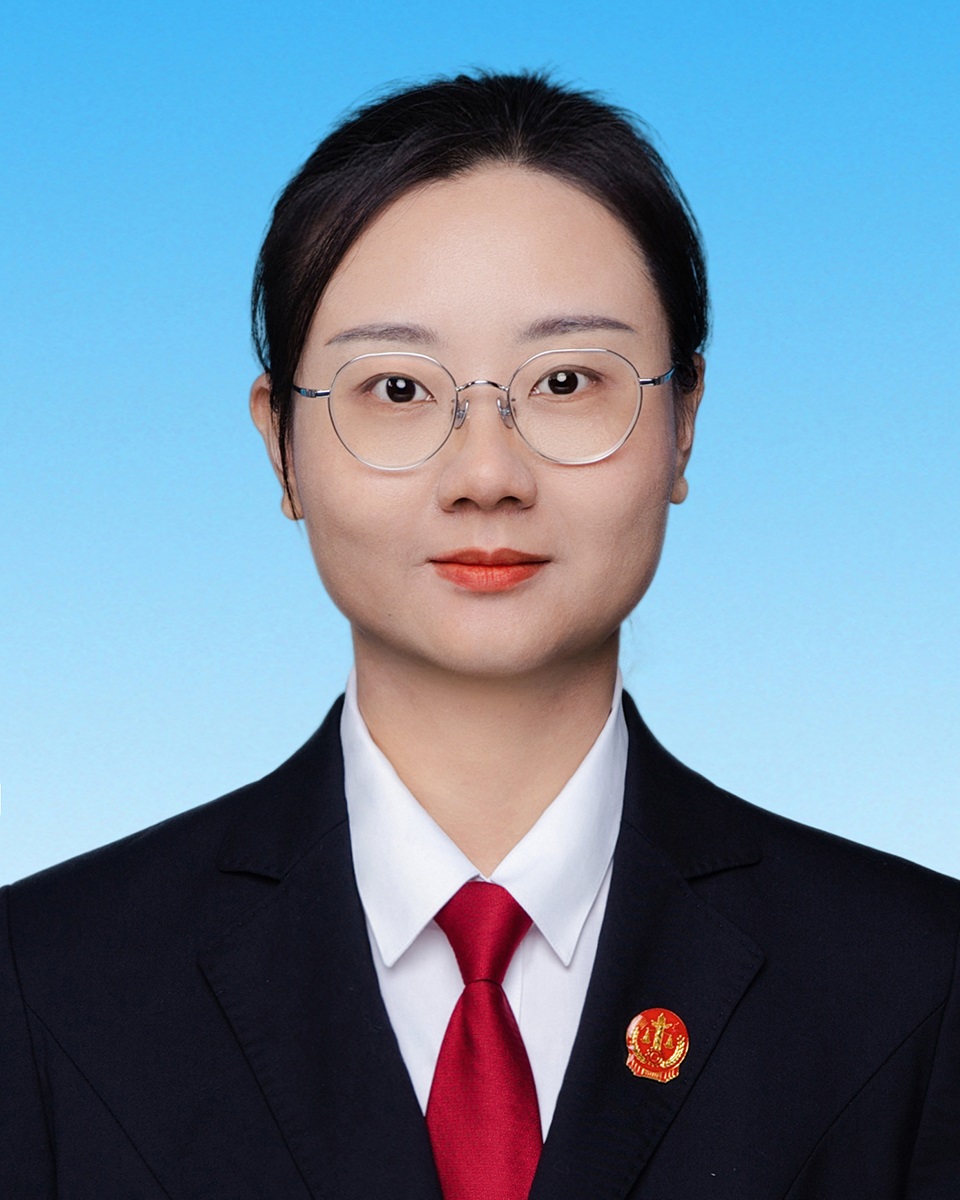 黄若诗.jpg