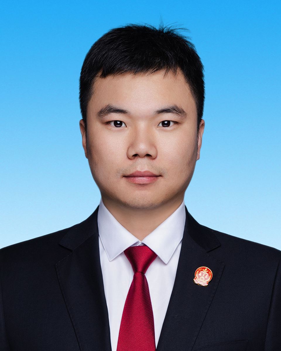 王文根.jpg 王文根.jpg