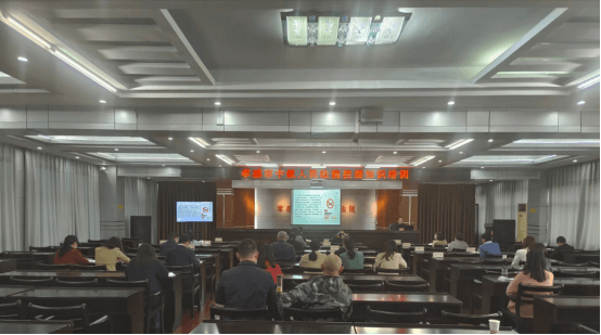 孝感市中级人民法院开展“五城同创”文明交通劝导礼仪知识暨控烟知识培训会（改）144.png