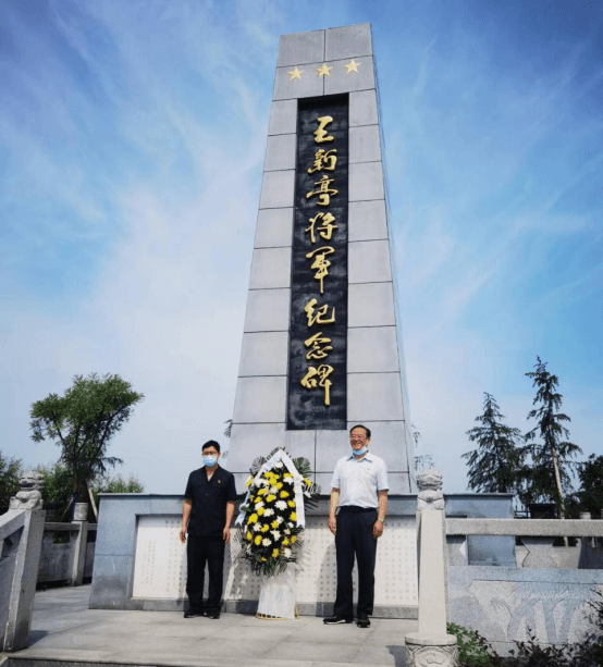 20220610少审庭郝君：缅怀革命先烈 感受法院变化——孝感中院组织“五老”志愿者开展党史学习教育活动326.png