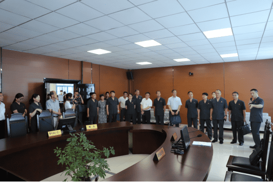 20220715老干科李斌政治部李旭星：孝感中院召开全市法院巩固提升关工委系统创建成果推进会(1)27.png