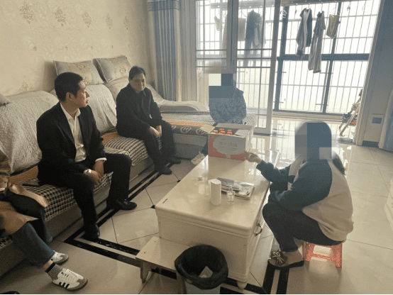 “心驿”家庭教育指导站创建“四点合一”机制  画好未成年人审判同心圆666.png